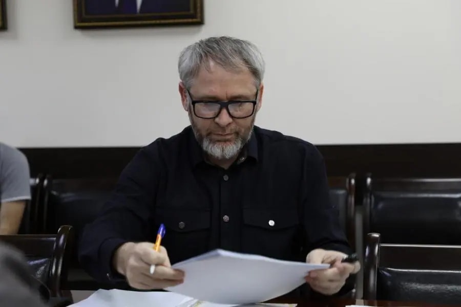 Исмаил Денильханов выдвинул свою кандидатуру на должность Главы Чечни